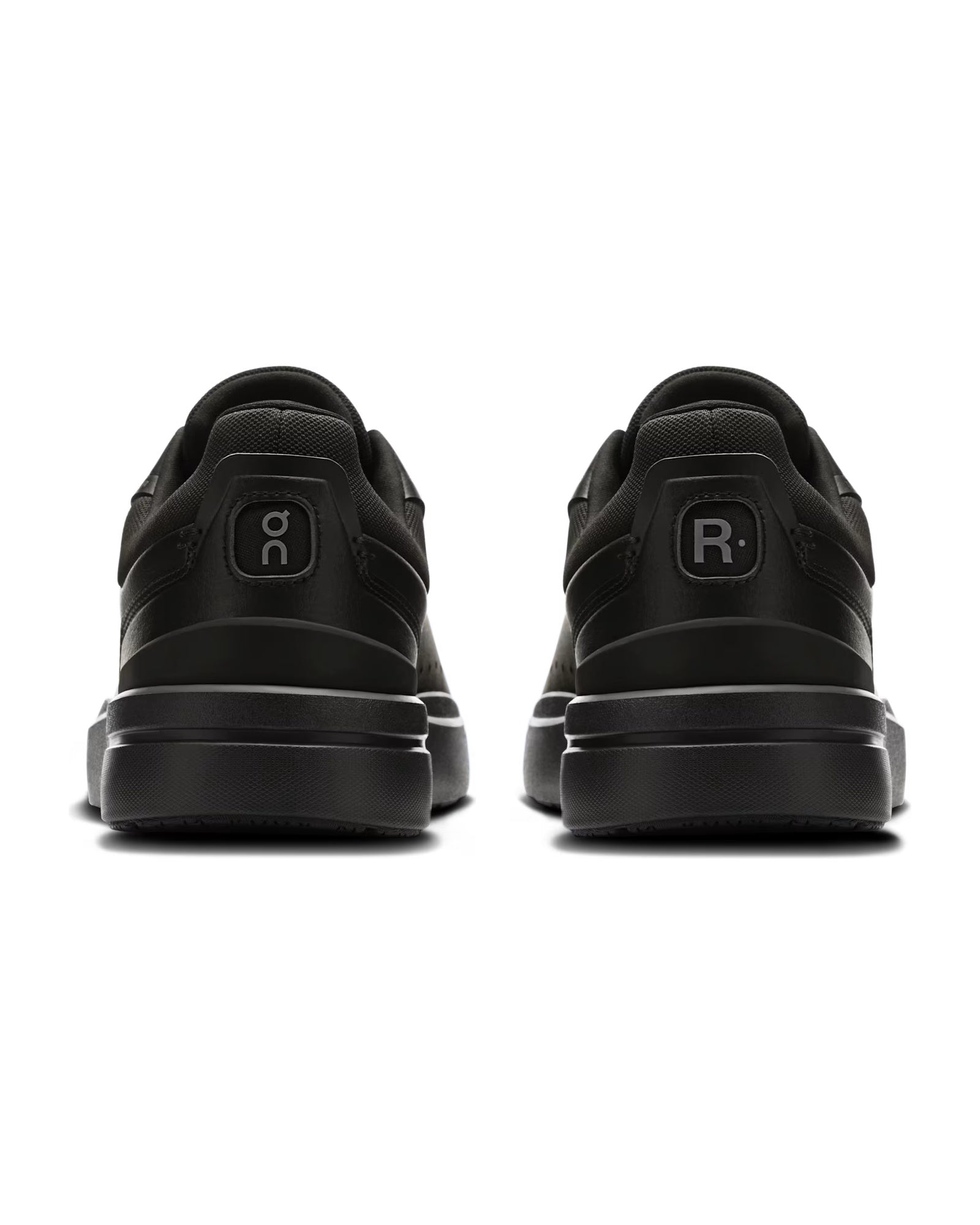 On THE ROGER Advantage 'Black/Black' Lifestyle Sneakers