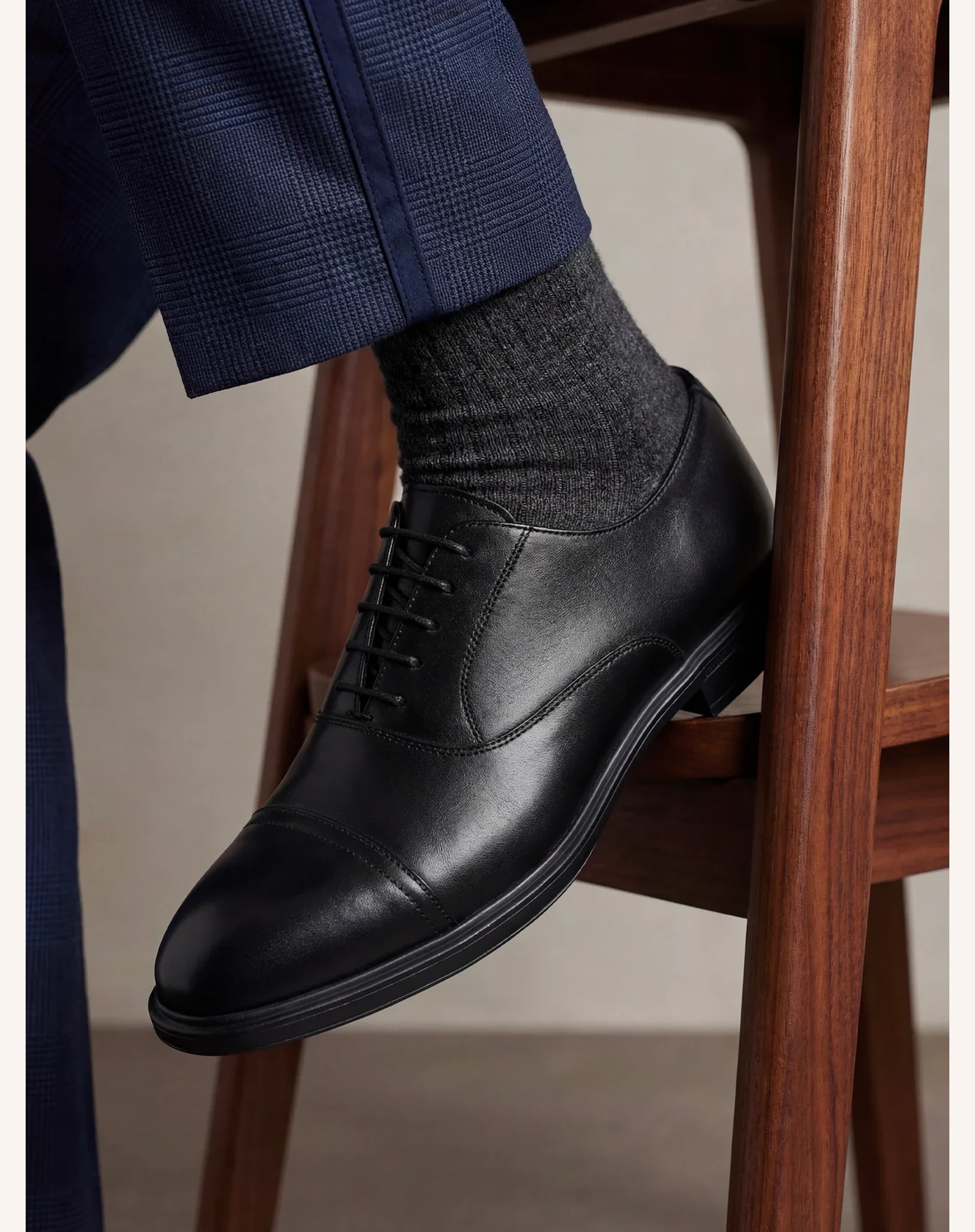 formal dress for men with black shoes Men Black Oxford Dress Shoes Cap Toe Formal Shoes, Black / 7